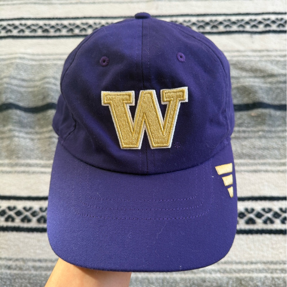 Adidas University of Washington Huskies UW Adjustable Cap Adult One Size